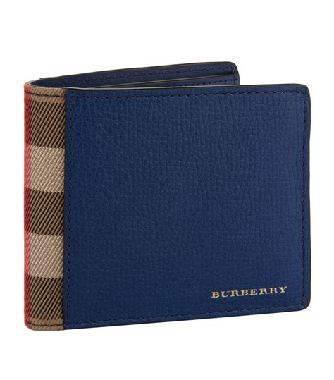 men's burberry bifold wallet.